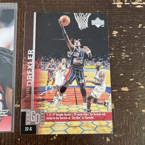 Clyde Drexler 12 Card Lot Trail Blazers Hornets NBA Basketball 2x HOF Dream Team - Picture 5 of 12